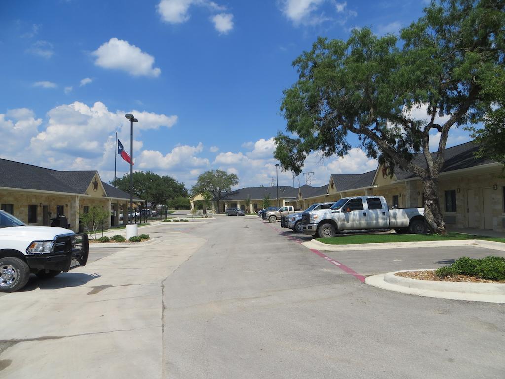 Hotel Texas Cuero Exterior foto
